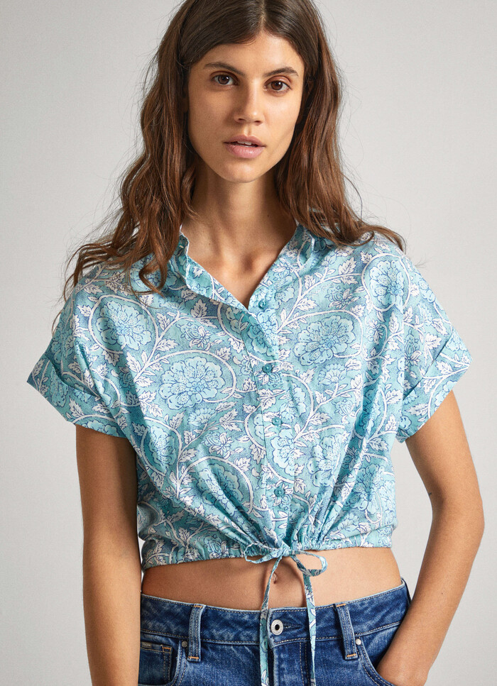 CROPPED FIT FLORAL PRINT SHIRT