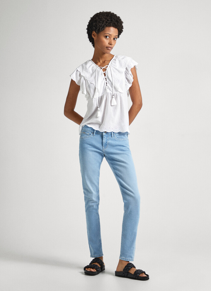 LOW-RISE SKINNY FIT JEANS - PIXIE