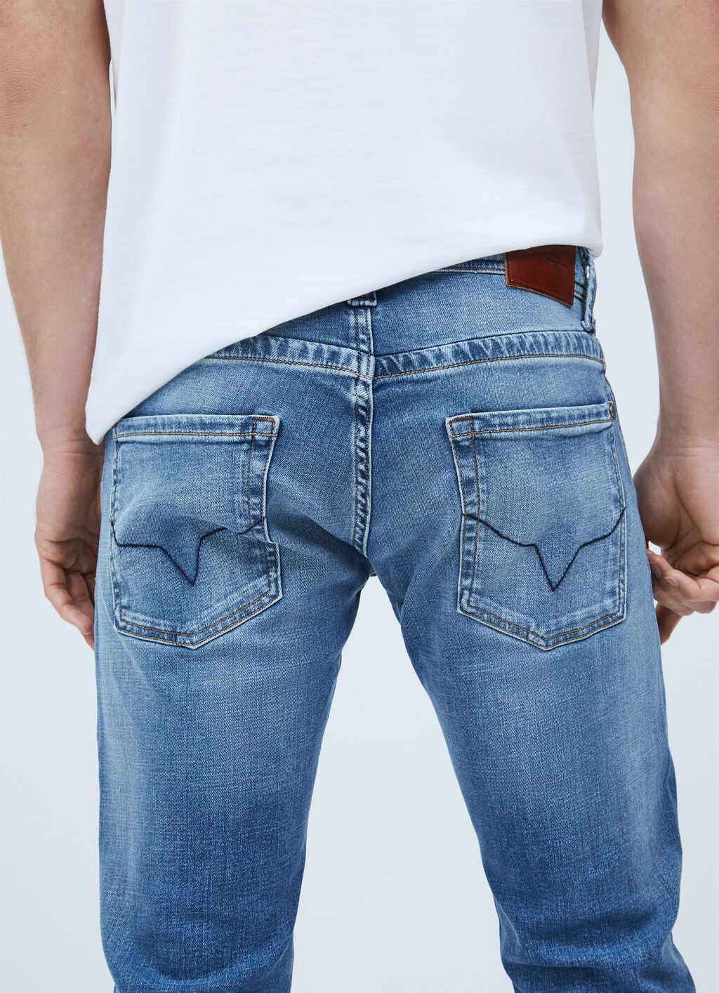 regular waist jeans