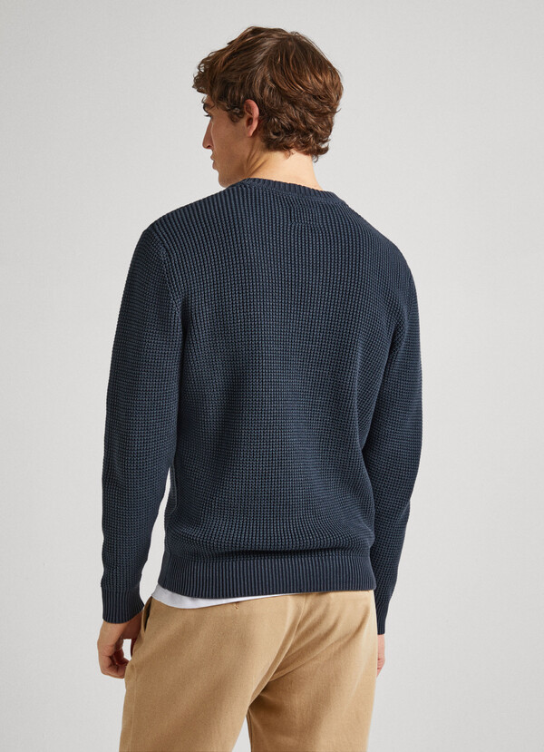 CREW NECK KNIT JUMPER WITH MOSS STITCHING