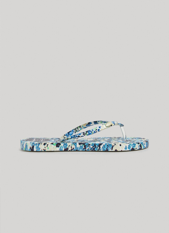 BEACH SANDALS WITH FLORAL PRINT