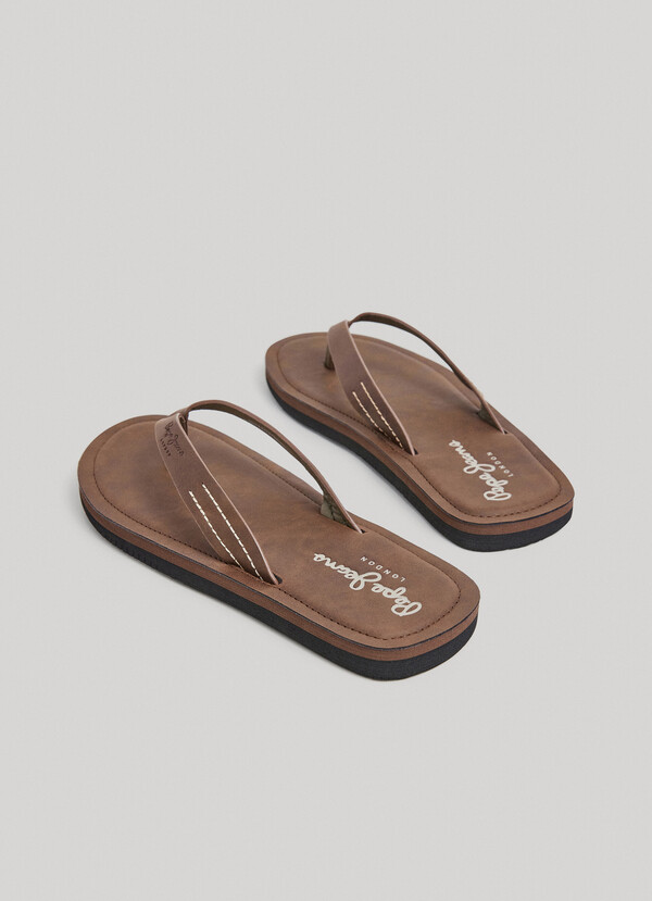 LEATHER EFFECT BEACH SANDALS