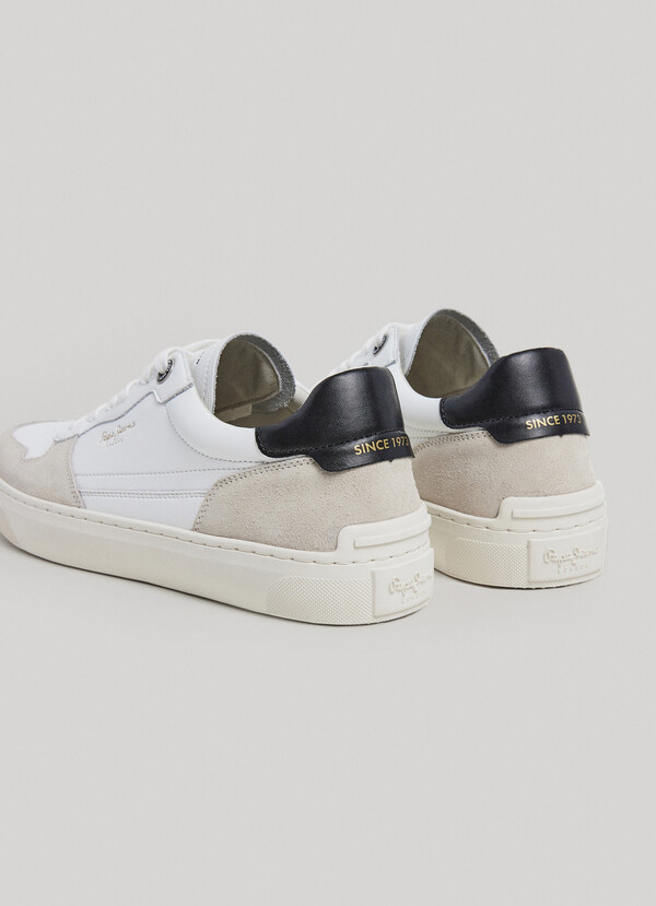 LEATHER TRAINERS WITH SUEDE DETAILS