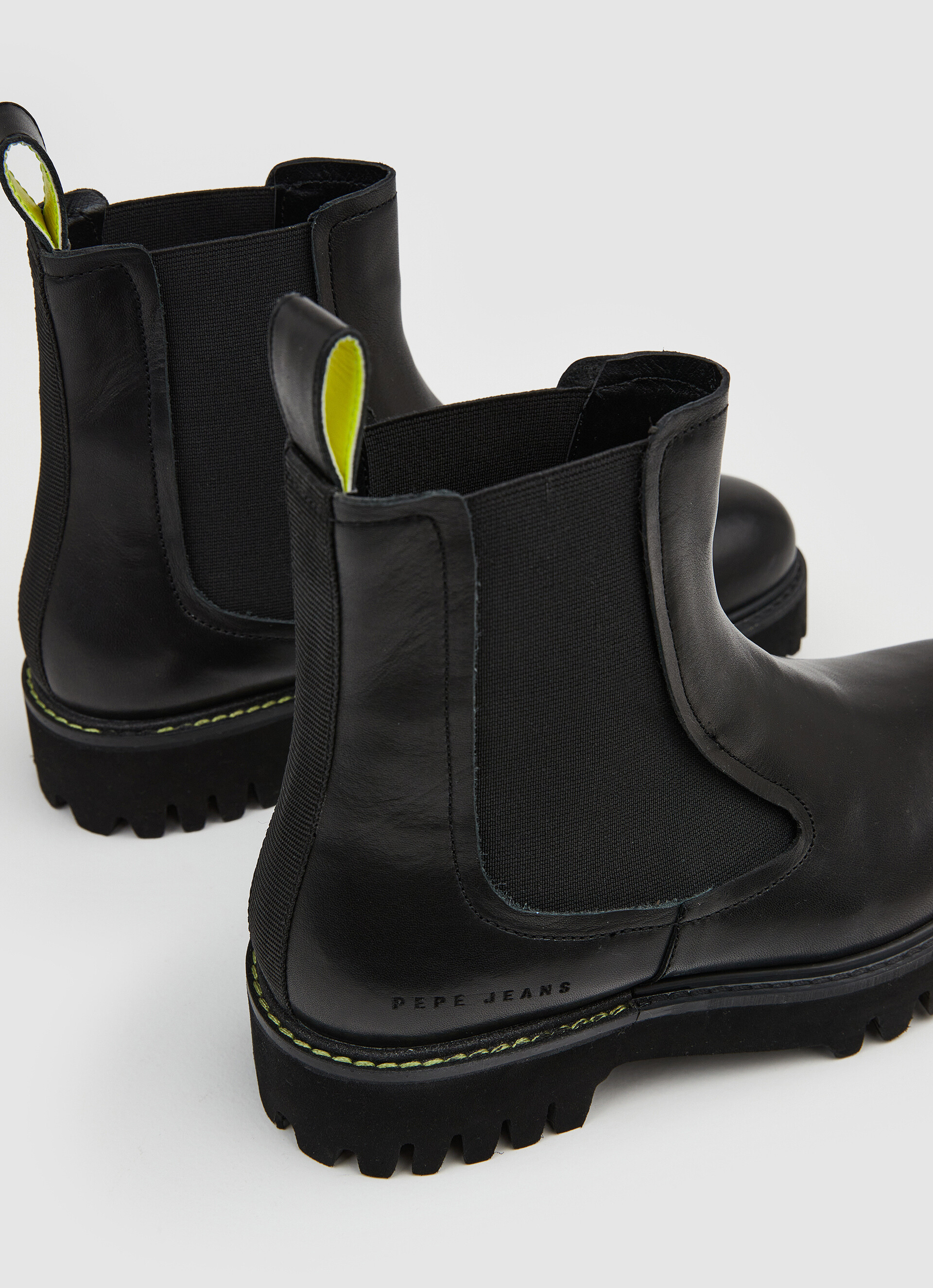 BOTÍN PIEL TRUCKER |