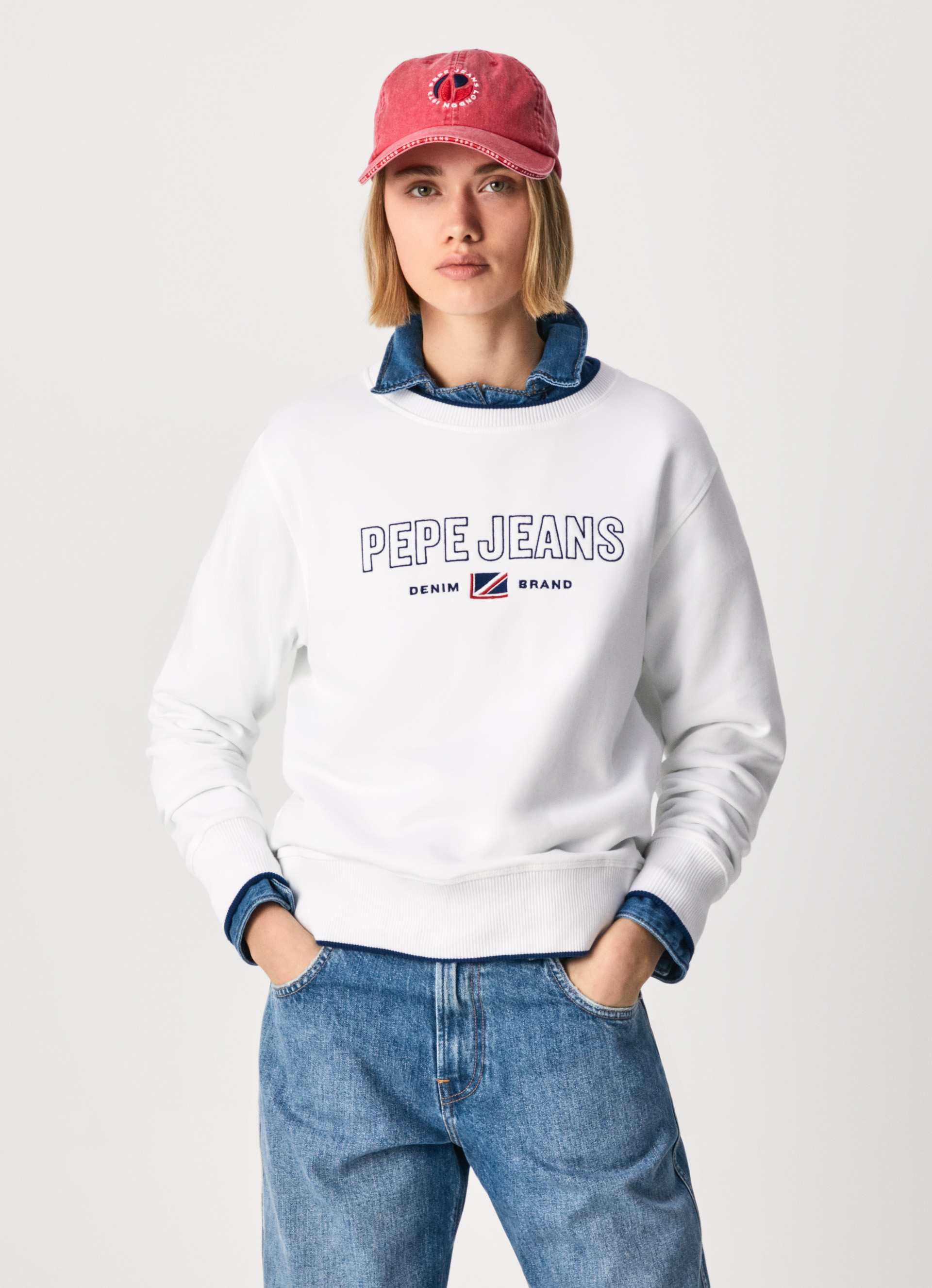 CHARLOTTE CREW EMBROIDERED LOGO 