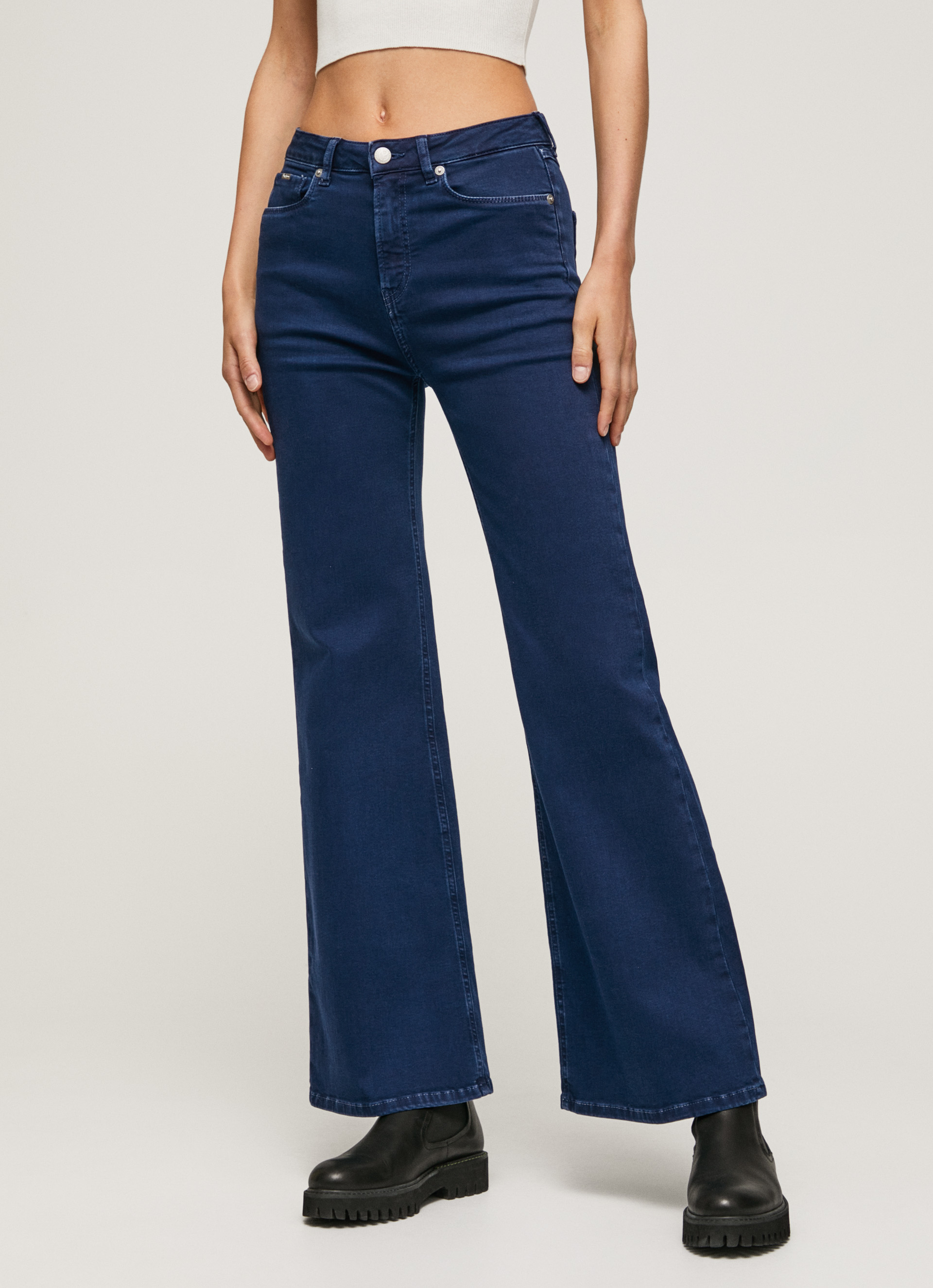 PANTALÓN FLARE 5 BOLSILLOS |